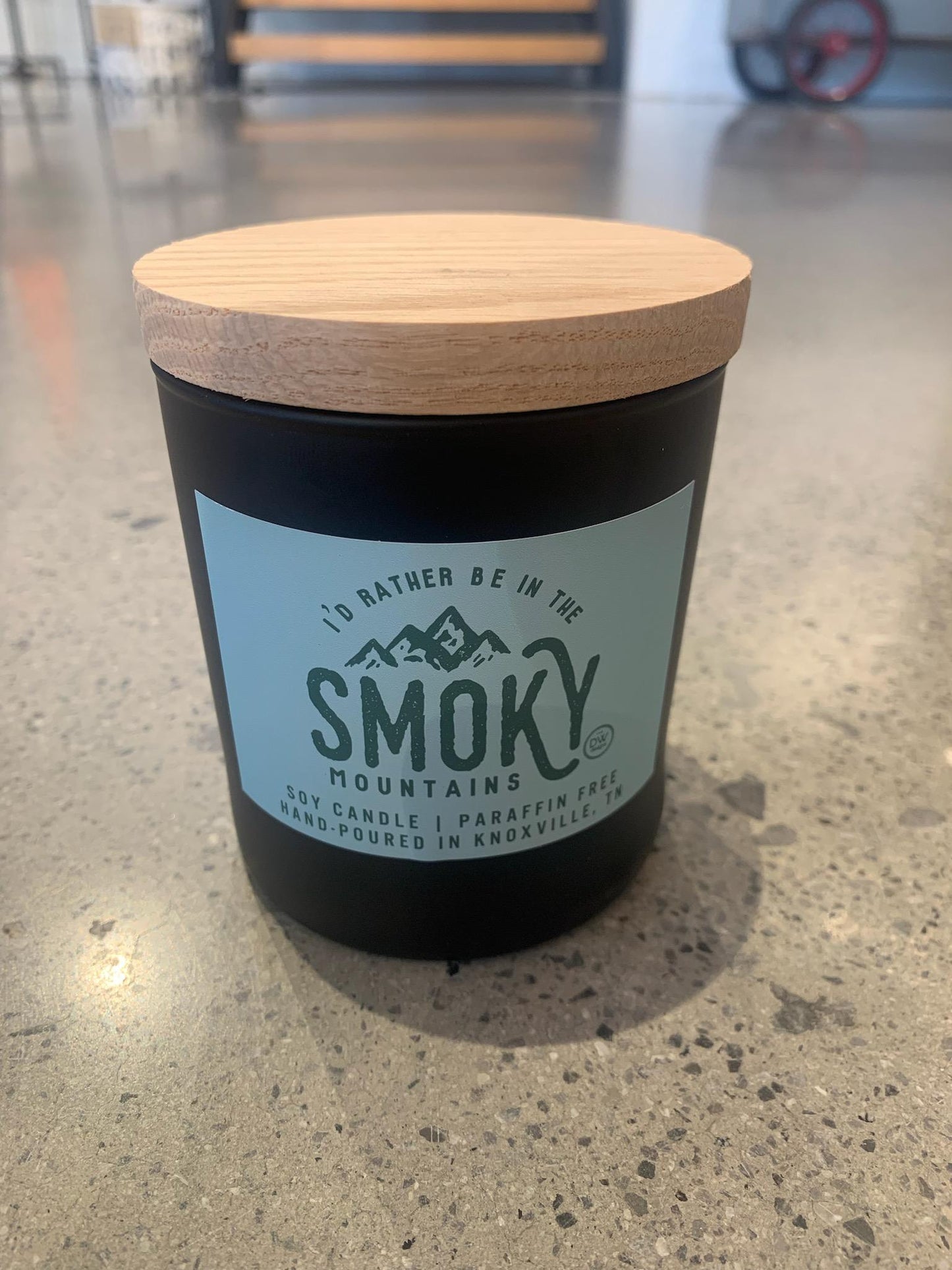 The Smoky Mountain Candle - Black