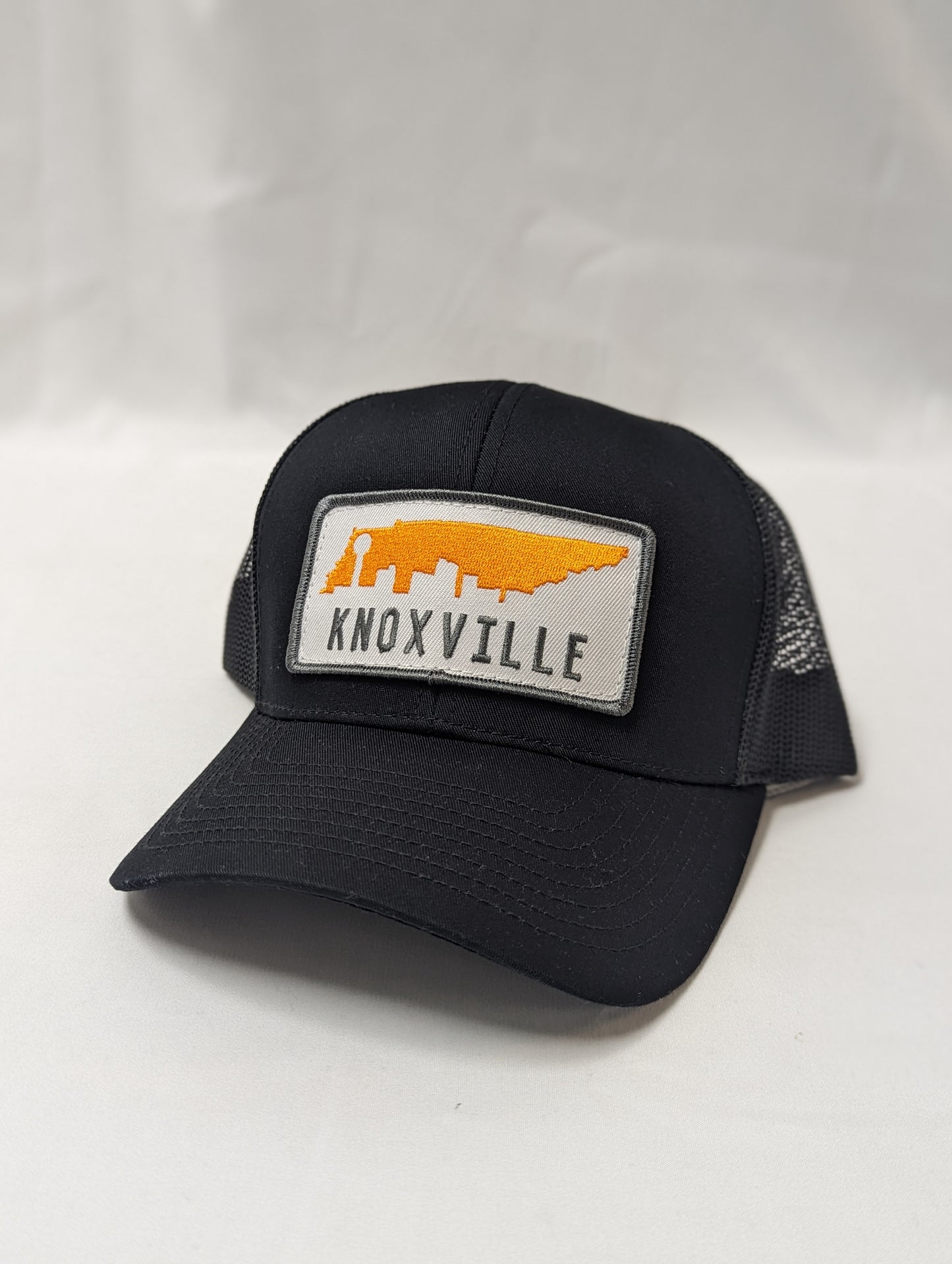 The Knox Skyline Trucker Hat - Black