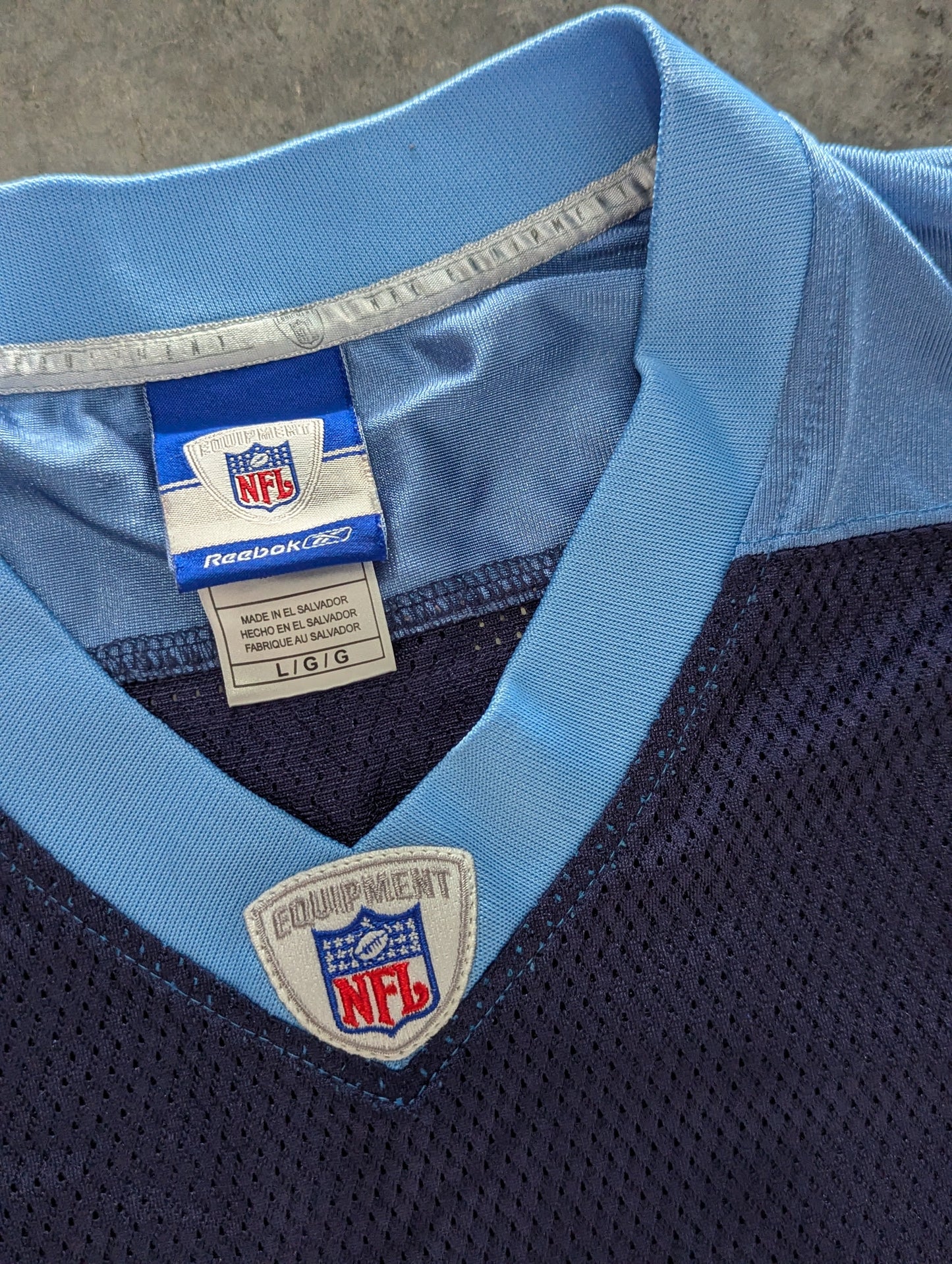 2000's Reebok Vince Young Titans Jersey - L