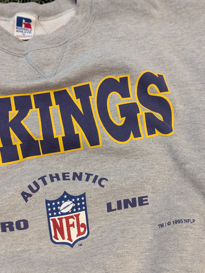 90's Russell Athletics Minnesota Vikings Sweatshirt - XL (Runs small)