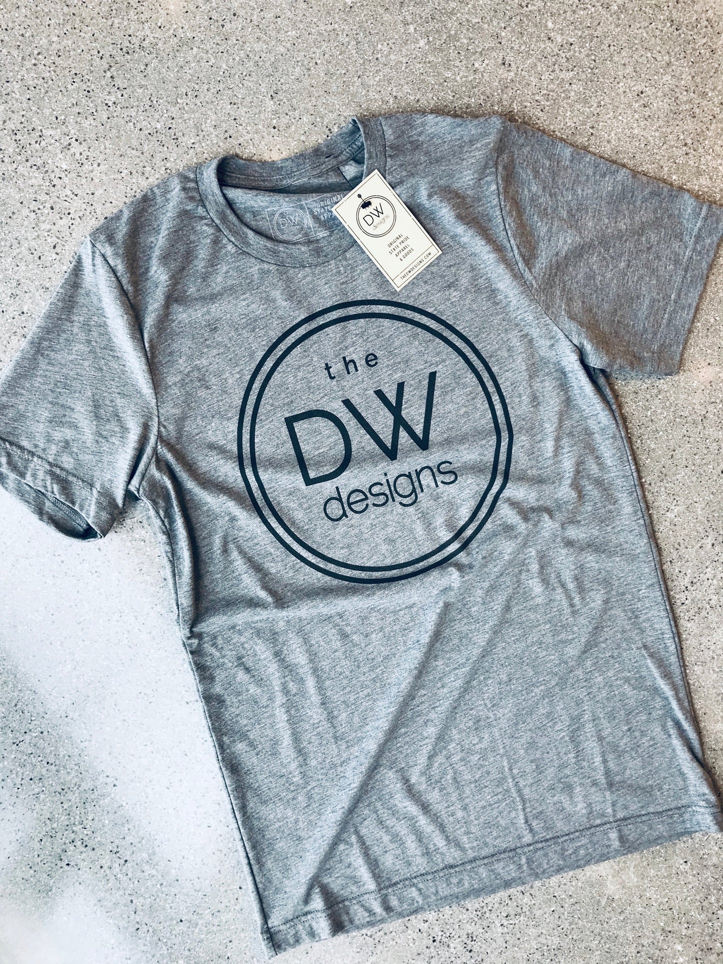 The DW designs logo tee